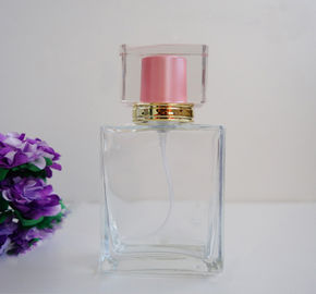 Chiny Iso Standardowe szklane butelki perfum o pojemności 50 ml z rozpylaczem do pomp dostawca